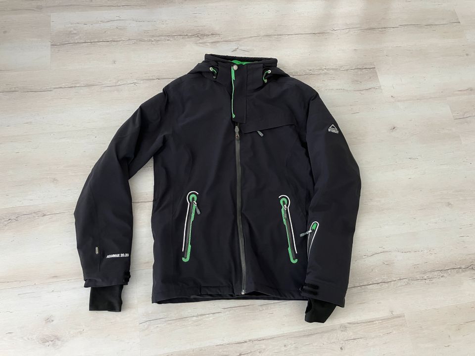 Herren-Skijacke McKinley Gr.48 Primaloft und Aquamax-Membrane in Auerbach