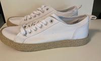 Sneaker in Weis Duisburg - Meiderich/Beeck Vorschau