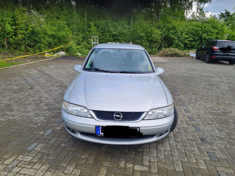 Opel  Vectra Automatik in Duisburg