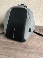 Rucksack-Anti-Diebstahl-mit USB- und Kopfhöreranschluss Leipzig - Kleinzschocher Vorschau