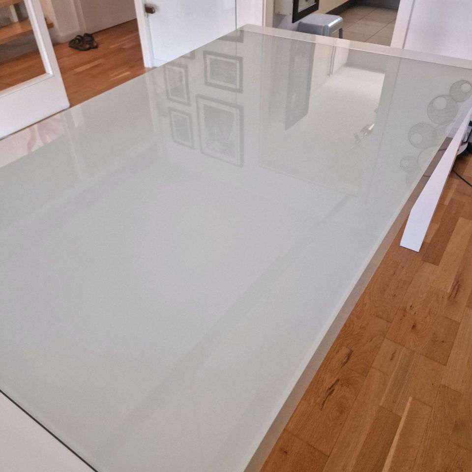 Ess-Tisch Ausziehbar 160 / 210cm Weiß Hochglanz Tischplatte Glas in Magstadt