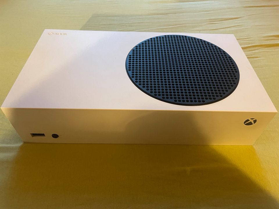 XBOX Series S mit 3 Controller in Dahme/Mark