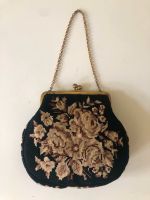 Vintage Gobelin Theatertasche Abendtasche Rosen Petit Point Friedrichshain-Kreuzberg - Kreuzberg Vorschau