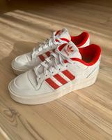 Adidas Forum Bonega Schuh, Gr. 40 2/3, weiß rot Bayern - Moosburg a.d. Isar Vorschau