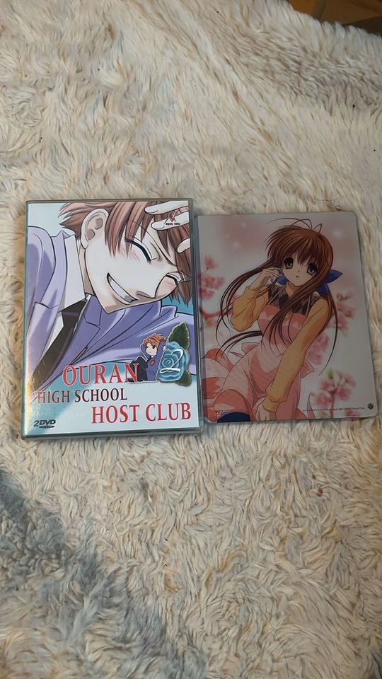 Verschiedene Mangas und Anime DVD in Neumünster