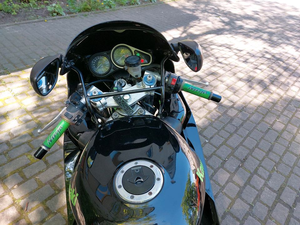 Kawasaki Ninja ZX-6R ZX600G in Berlin