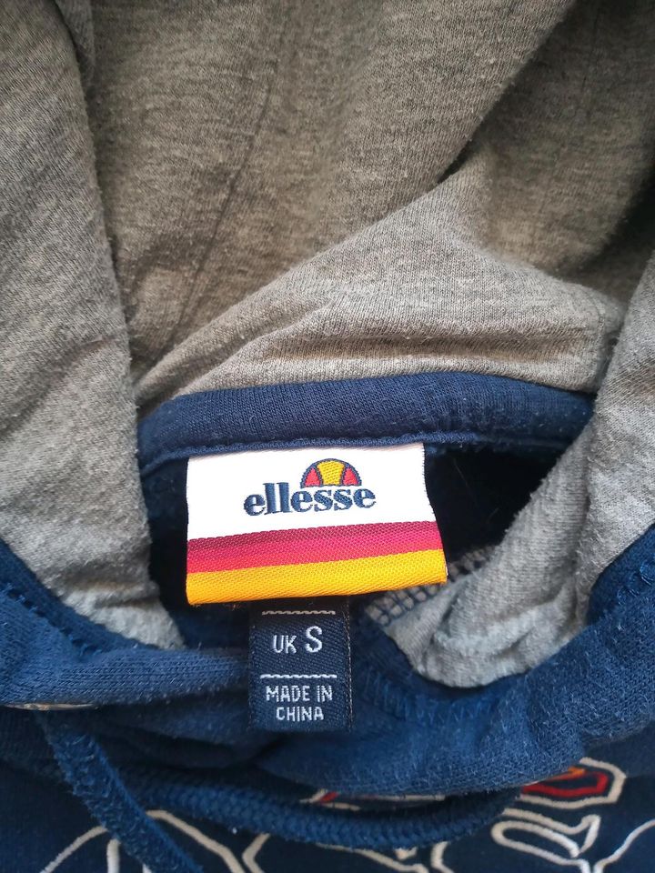 Ellesse Hoodie in Centrum