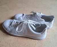 Sneaker weiß EU Gr. 38 US 5,5 Baden-Württemberg - Börtlingen Vorschau