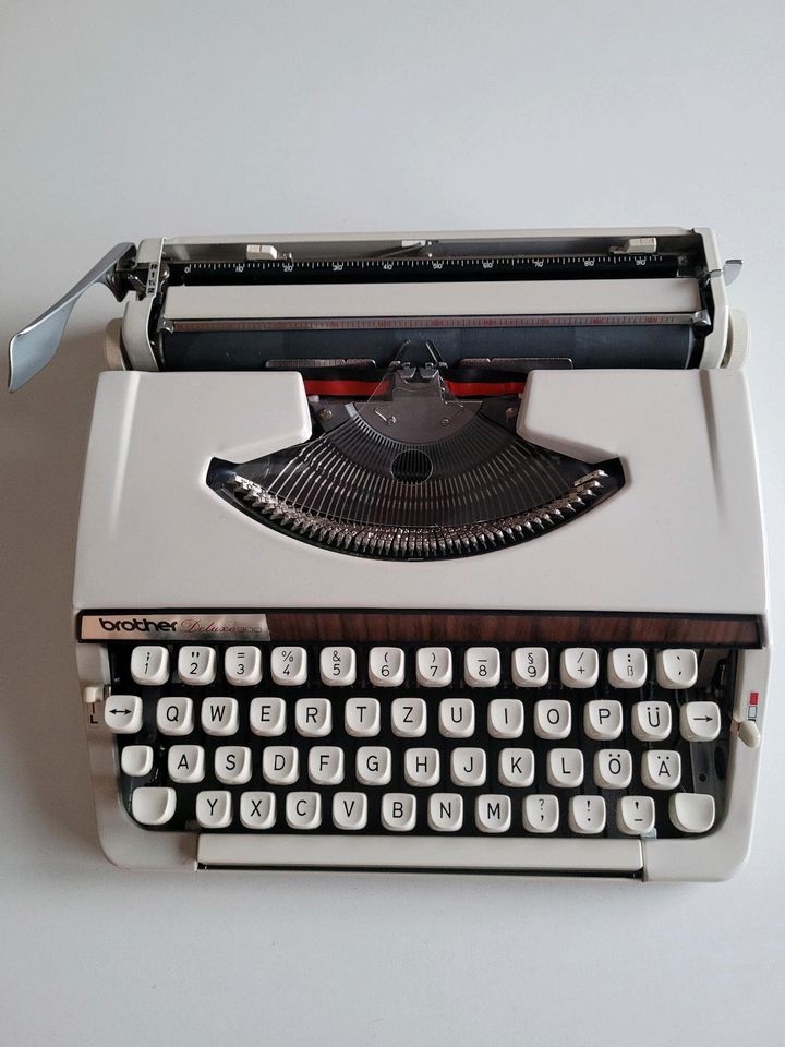 Schreibmaschine Brother Deluxe 900 in Buchholz in der Nordheide