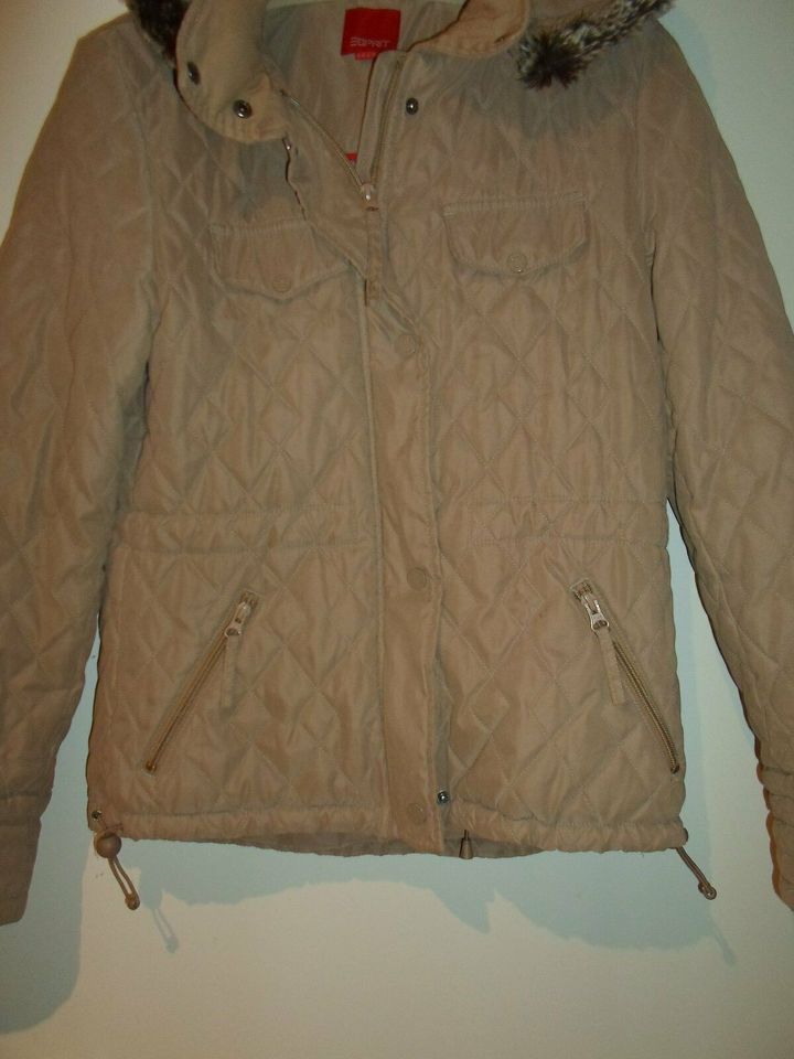 ESPRIT Jacke Gr.38 beige warm Kapuze neuwertig in Kiel