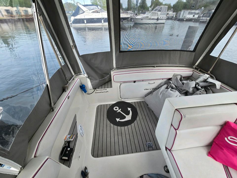 CHRIS CRAFT KAJÜTBOOT 25  fuß MOTORBOOT SPORTBOOT tausch in Hennigsdorf