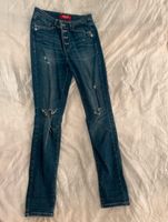 Original Guess Ripped-jeans Damen Größe S/36 in Farbe Blau Brandenburg - Potsdam Vorschau