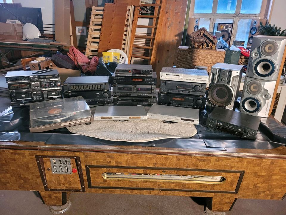 Verschiedene HIFI Sachen in Pommelsbrunn