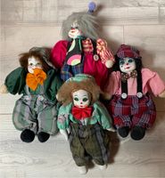 4x Clowns/ Harlekin Puppen, Porzellankopf- Handarbeit- gebraucht Hessen - Limeshain Vorschau