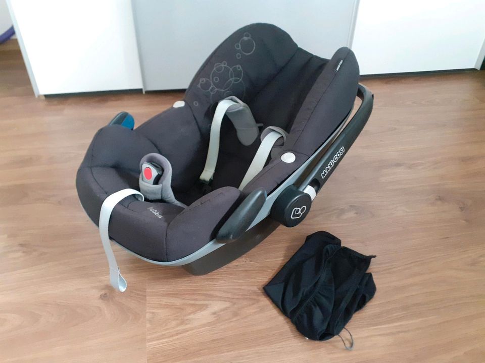 Maxi Cosi Maxicosi Cabriofix Autositz Babytrage Babyschale in Staig