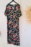 Sommerkleid Midikleid Pieces Gr.M bunt geblühmt Niedersachsen - Verden Vorschau