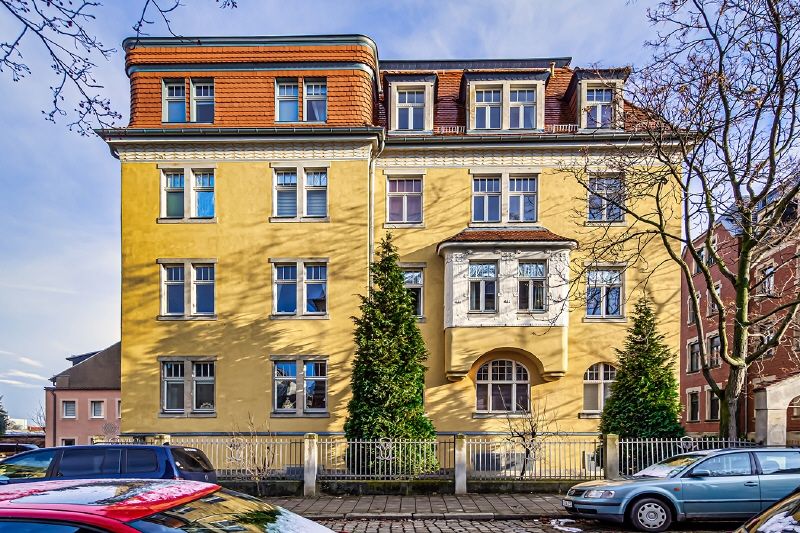 Perfekte Innenstadtanbindung! 3-R-ETW im sanierten Denkmal -  ruhige, grüne Lage in Löbtau-Süd! in Dresden