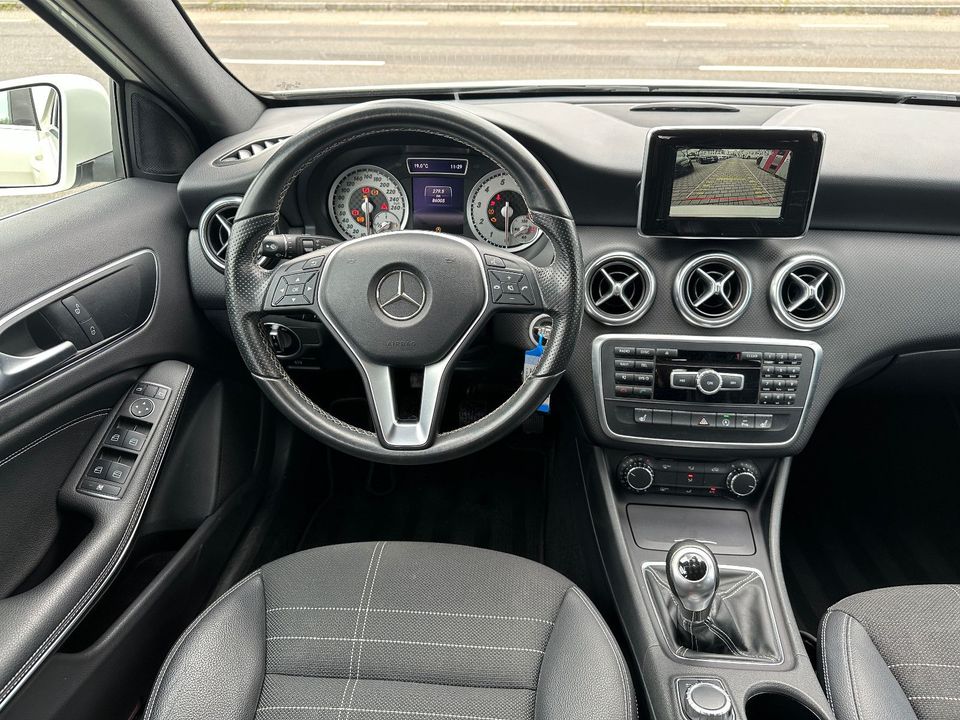 Mercedes-Benz A 180 BE Urban Navi AHK R.Kamera FINANZIERUNG in Hanau