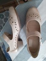 Damenschuhe beige Niedersachsen - Varel Vorschau