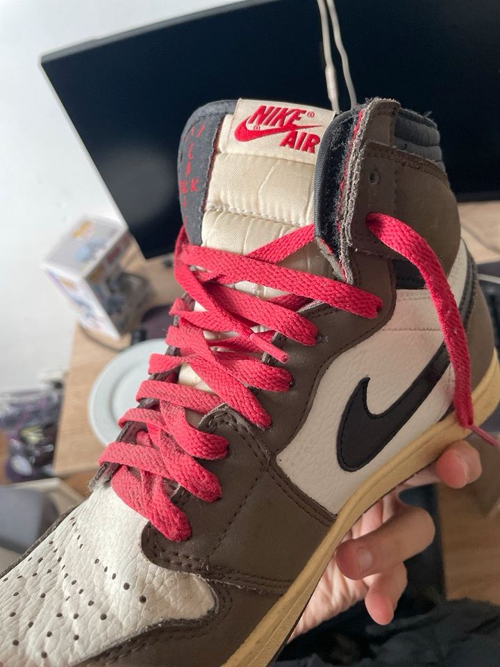 jordan 1 travis scott in Duisburg