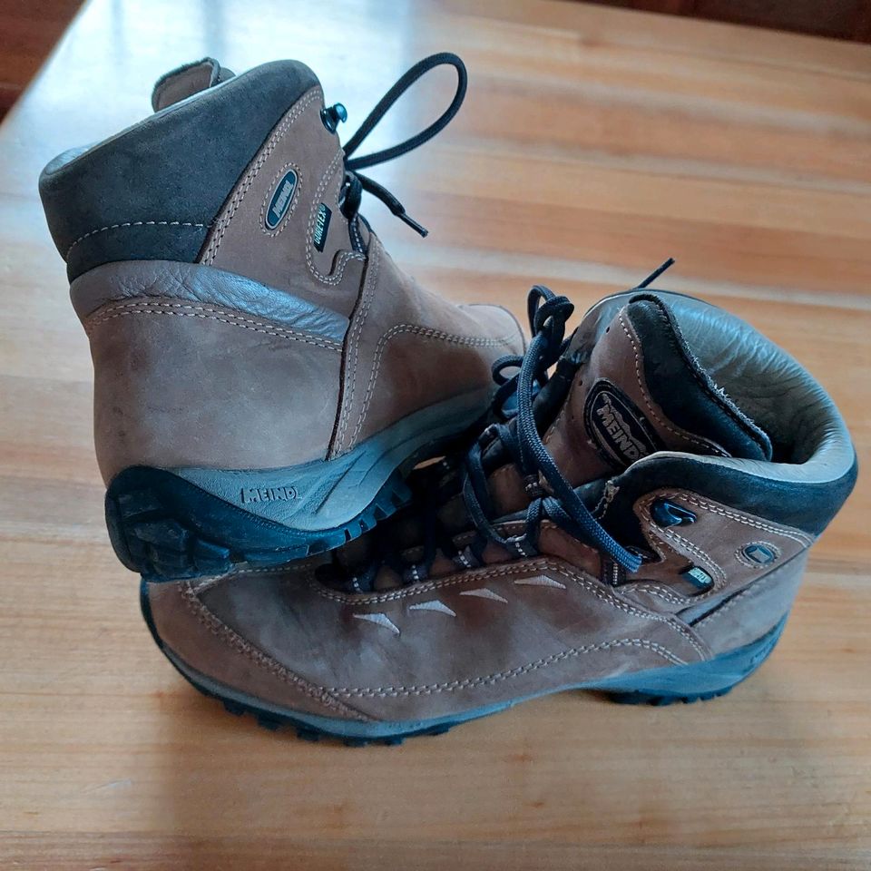 Meindl Gore-Tex Wanderschuh, Damenschuh, einmal getragen in Offenberg