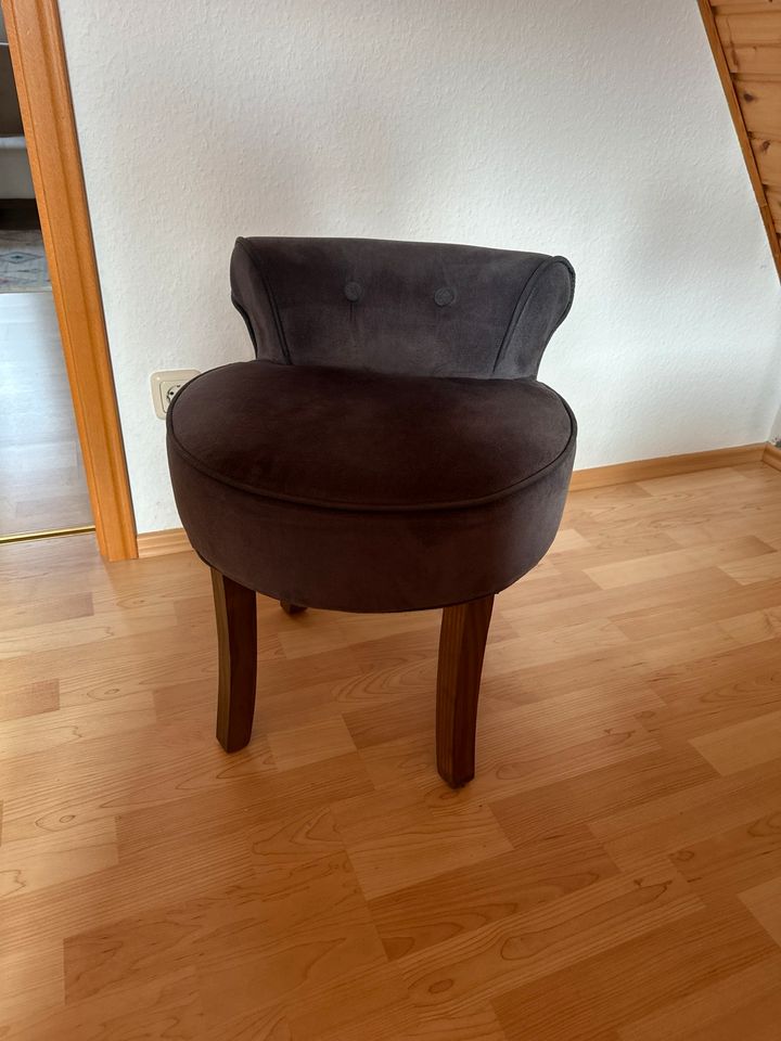 Hocker anthrazit mit Samtbezug in Lahnau