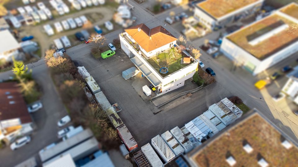 ++ Umfangreiches Speditionsgebäude - mit Dachterrasse und Penthouse ++ in Bissingen an der Teck