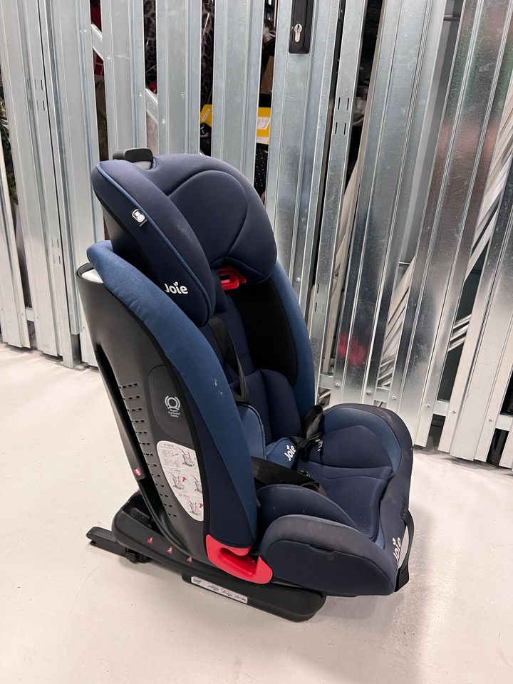 Kindersitz für Auto in Augsburg