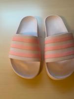 ❤️ Neuwertige Adidas Adillette Aqua rosa/pink 36/37 Bayern - Türkheim Vorschau