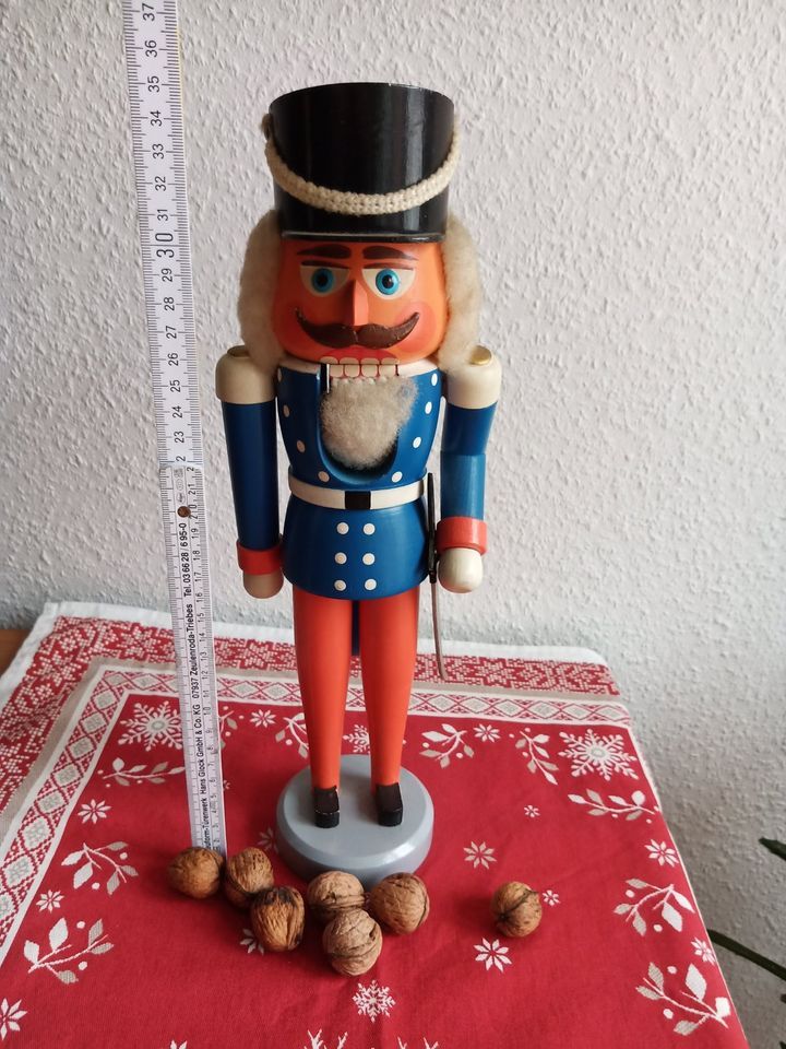 Nussknacker Figur Husar blau, 35 cm, DDR, OVP in Lübeck
