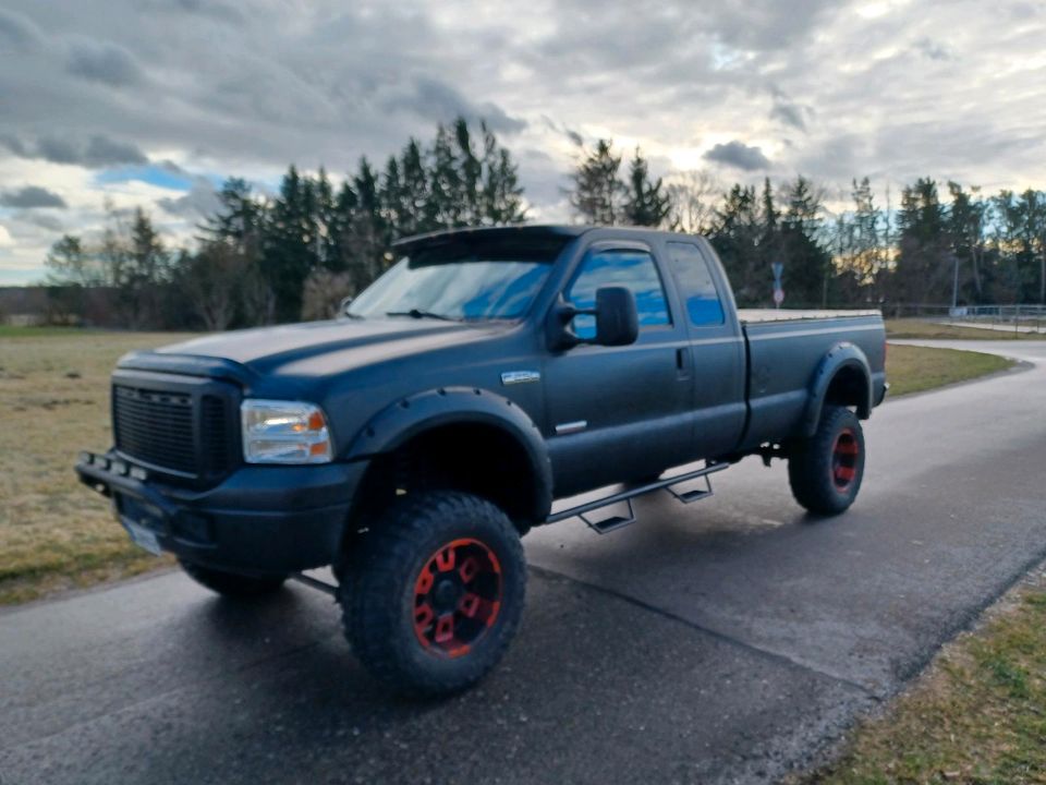 Ford F 250 in Großaitingen