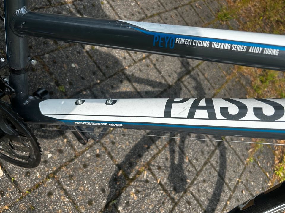 PASSAT, Damen Fahrrad Trekking, neuwertig, größe M, 21 Gänge in Sankt Augustin
