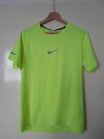Nike Running Shirt Herren Gr S im Top Zustand Hessen - Lich Vorschau