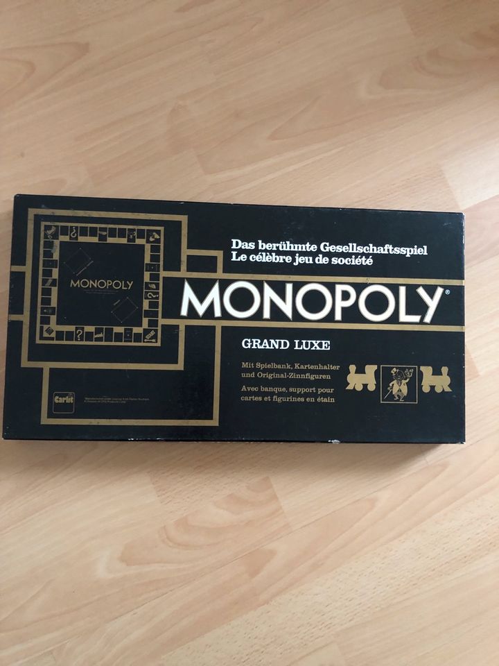 Monopoly - schweizer Version von Carlit in Brunnthal