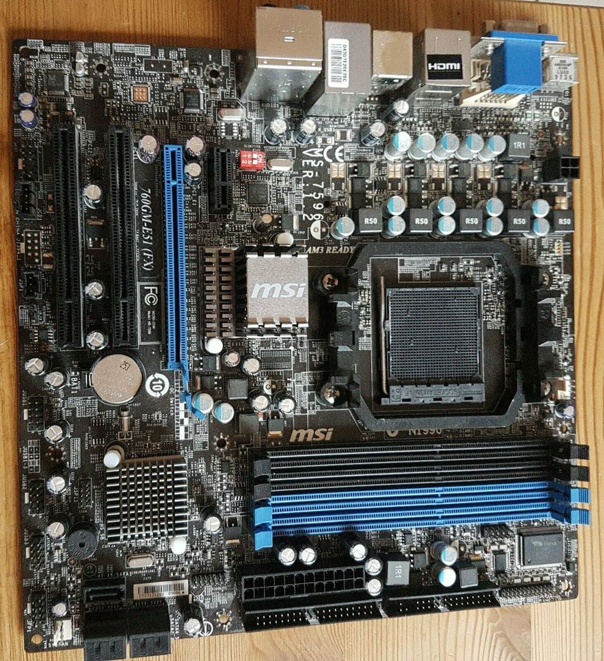 MSI Mainboard 760GM-E51 (FX) mit Slotblende in Gladenbach