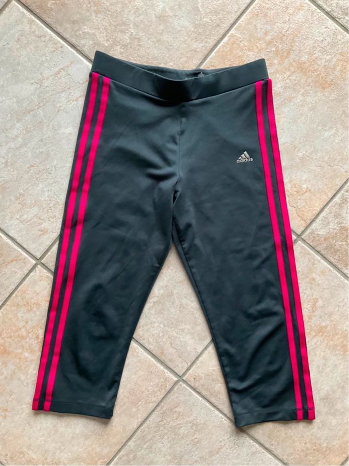 Adidas Sporthose Leggins Climalite Gr. 164 Sport Hose in Geldern