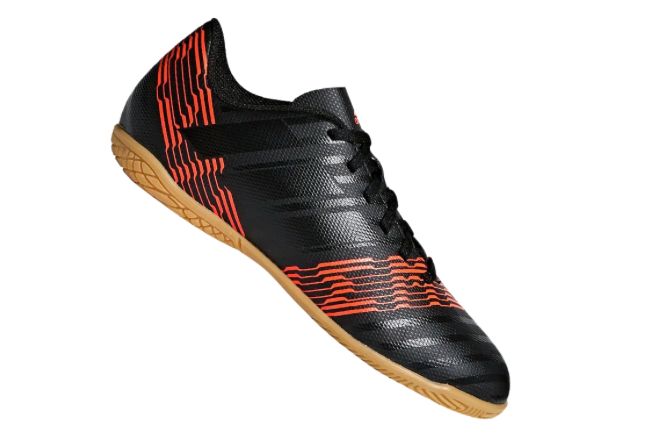 Adidas Indoor Fussballschuhe Nemeziz Tango in Größe 42 2/3 in Wohlenhagen