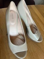 Geox Peeptoe Pumps, Gr. 40, Echtleder Nordrhein-Westfalen - Tecklenburg Vorschau