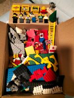 Legosteine gemischt mit Figuren und Lego-Fabrik Steinen Bayern - Eichenau Vorschau