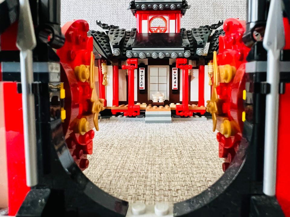 LEGO Ninjago - Kloster des Spinjitzu (70670) in Lübeck