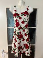 Süßes Kleid mit Rosen von H&M Größe XS Chemnitz - Lutherviertel Vorschau