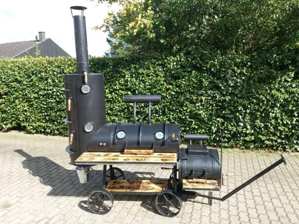 Handgefertigter BBQ Smoker, Grill in Hamburg