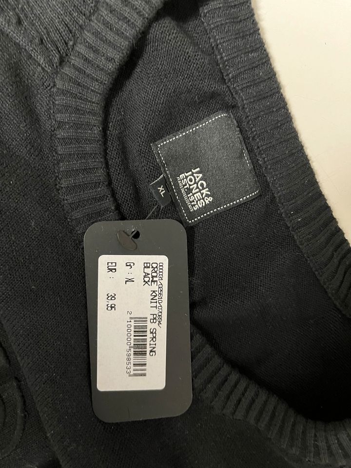 Jack and Jones Pullover schwarz Größe:XL NEU in Königswinter