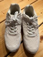 SOCCX Damen Sneaker Größe 39 weiß rot Nordrhein-Westfalen - Solingen Vorschau