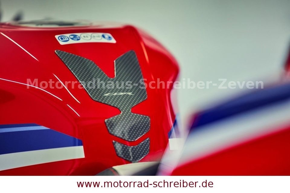 Honda CBR 1000 RR/R SP  NEU  2024 in Zeven