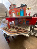 Playtive XXL Garage Bahnhof Eisenbahn wie brio Hape Bergmine Niedersachsen - Hildesheim Vorschau