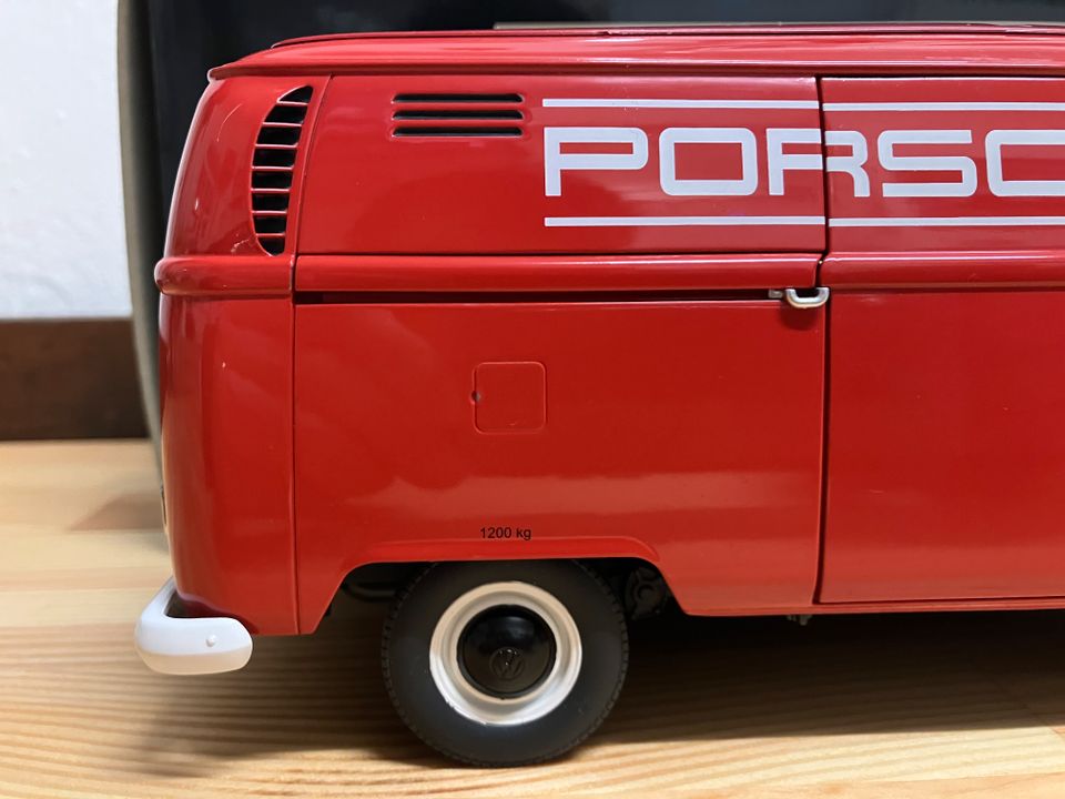 Schuco VW T2a Kasten Bulli  (Porsche Teiledienst) 1:18  OVP in Kierspe