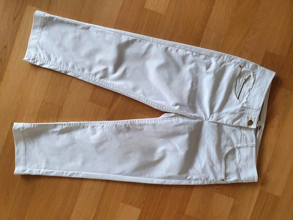 H&M Hose 7/8 Sommerhose weiss Gr. 34 in Stuttgart