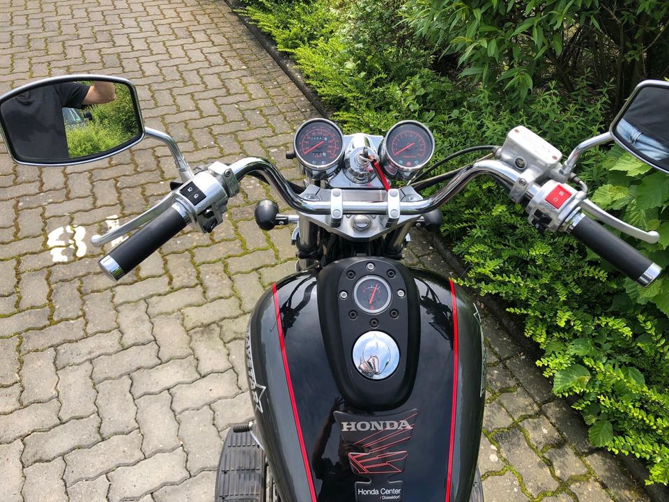 Motorrad Daelim Daystar 125 in Neuss