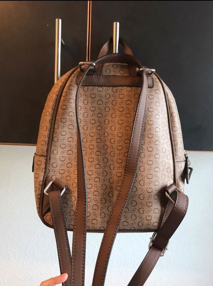 Guess backpack mocha multi in Kiel